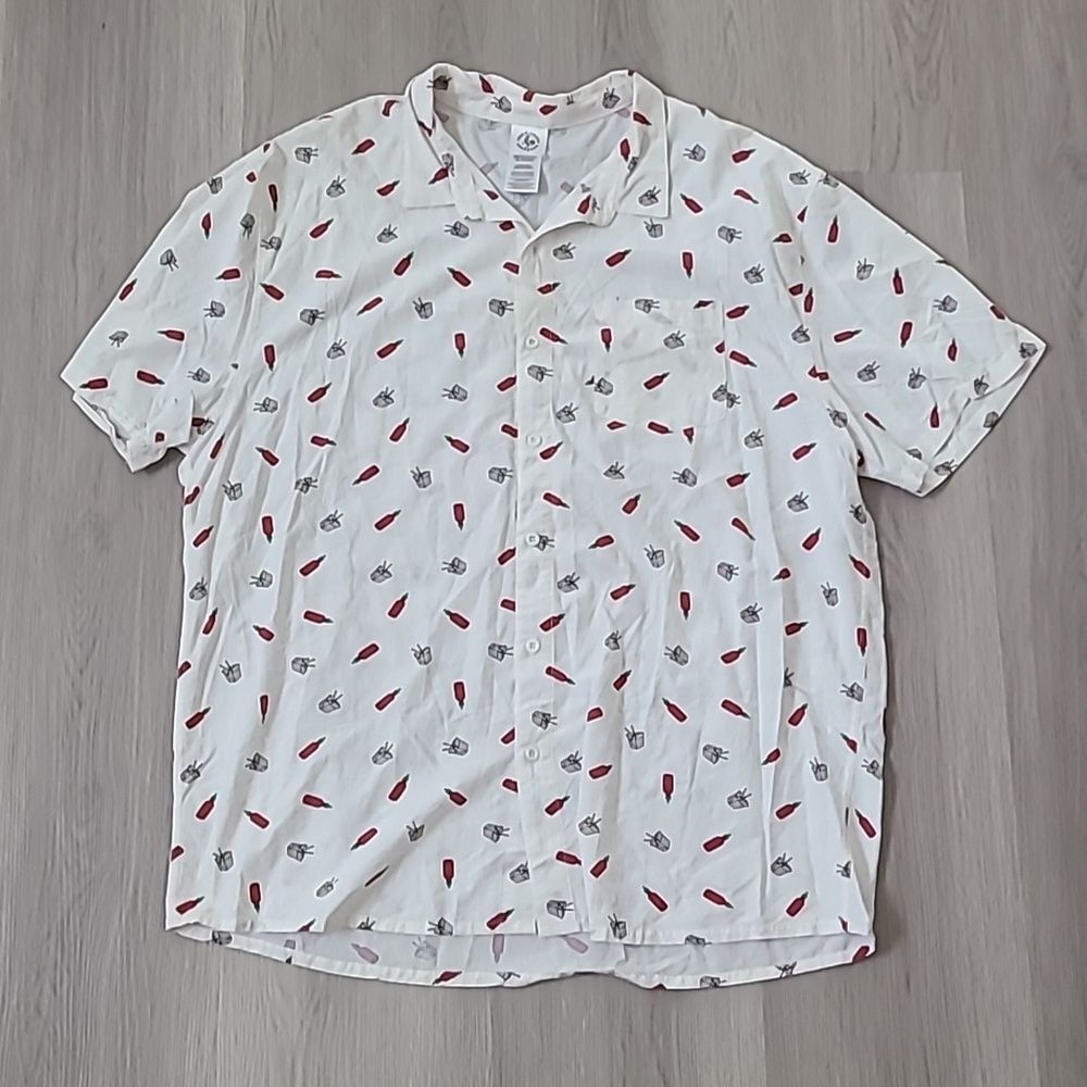 Sriracha Hot Sauce Huy Fong All Over Print Button Up Short Sleeve Shirt Size 2XL